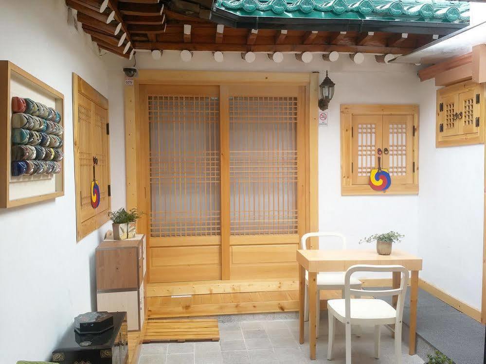 Han Hanok Guesthouse Seoul Exterior photo